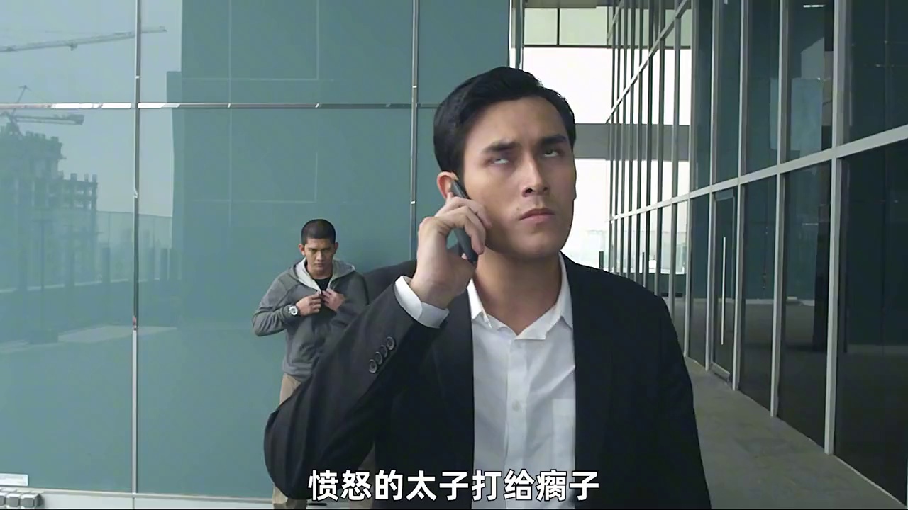一个平凡的大爷意外获得超能力！全身变成机械大战十八岁少年