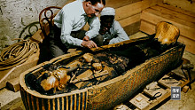 图坦卡蒙的棺木层层震惊考古学家！各种珍宝让人瞠目结舌！