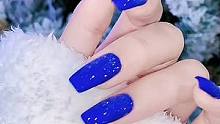 克莱因蓝棋盘格美甲教程来了 #克莱因蓝美甲 #棋盘格美甲 #女人 #超好看的美甲 #美甲 