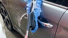 分享一个很好用的洗车拖把，自己在家洗车更加轻松。#洗车神器 #自己洗车 #洗车 #汽车拖把 #汽车好