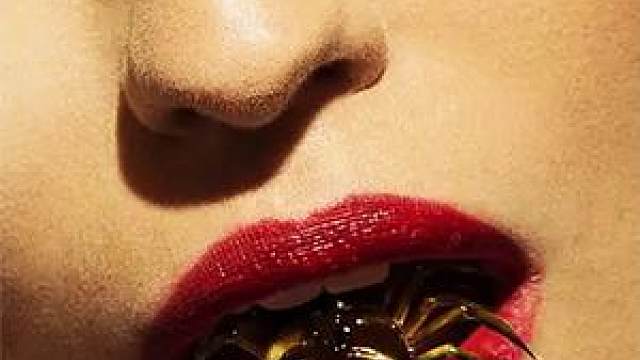 影视:女人怀孕十天,竟产出千万只蚊子 #变蚊人 #dou是好剧安利官