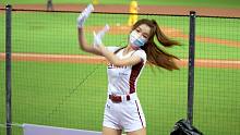 Yuri 陈怡叡 Rakuten girls 乐天桃猿 啦啦队 桃园国际棒球场