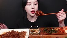 【Boki 字幕版】炸酱面、香辣烤牛肚、可乐吃播