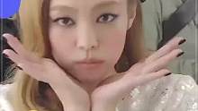#Jennie写真拍摄幕后花絮 #JENNIE封面花絮视频 怼脸拍好米好米~