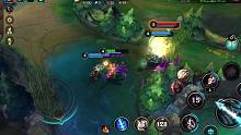 英雄联盟lol手游：真是好胆，看见我来了还不走