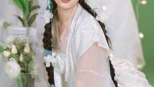 美人如玉  纯色写真 氛围感拉满 满满少女感~#古风 #遇见古代的自己 #汉服 #愿所有美好如约而至
