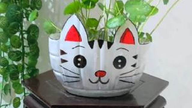 废油瓶改造一下,秒变可爱的小猫咪花盆,美观又环保!
