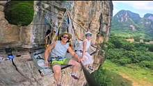敢来阳朔做个逍遥客吗？#危险动作请勿模仿 #悬崖露营 #极限运动 
