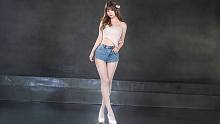 肉肉的甜美小猫你无法抗拒的Rollin椅子舞