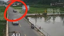 超车时乘客一声大吼:你在搞哪样？驾驶员回头看一眼，将车开入池塘。#贵州dou知道 #超车谨慎 