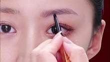 明细眉毛的秘诀，姐妹们赶紧学起来吧～#眉笔 #画眉教程 #论眉毛的重要性