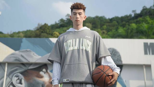 为什么说体育生是「潮流潜力股」?|野球帝张照洋