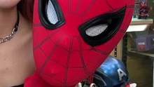 #手办 一比一的蜘蛛侠头盔！眼镜可以调动开合。#漫威 #蜘蛛侠 @DOU+小助手