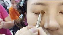 大家一起来看看，化妆教育学校怎么样 #化妆培训学校如何做 #深圳龙岗学化妆报价 #化妆师进修哪家专业