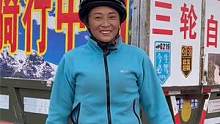 青藏线偶遇骑着三轮车摩旅的敏敏，这摩托车油耗比汽车都高，厉害 #流浪吧王温暖 #青藏线 #三轮车自驾