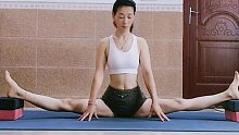 @小荣看瑜伽，保持年轻的秘密 #瑜伽 做气质女神 小妙招，你确定不试试？ (147)