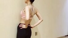 @小荣看瑜伽，保持年轻的秘密 #瑜伽 做气质女神 小妙招，你确定不试试？ (151)