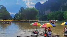 遇龙河竹筏漂游，给你不一般感觉！#就想在桂林看山山水水 #广西dou是好风光 #谁不想在广西解锁夏日