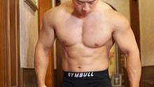肌肉再大也能hold住#丁童磊健身 #型男穿搭 #健身穿搭 #运动背心 #肌肉型男