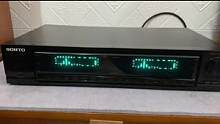 #二手音响 #发烧hifi #音响设备 SOHTO均衡器，双14段显示，原装无修，成色不错，各个按键