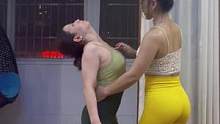瑜伽辅助课堂#全民健身 #感受身体与心灵的对话 #瑜伽女孩