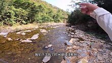 带上狗子一起探钓深山溪流，这才是路亚的意义啊