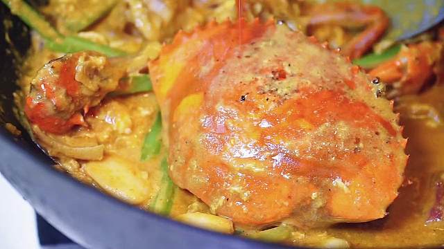 好吃到嗦手指｜泰式咖喱蟹