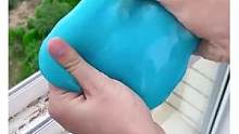 #有车必备 经常缝隙清洁不到位的，不管家里电器 车上的空调排放口都能用这个#清洁软胶 非常方便，用完