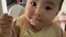 宝宝第一次吃面条#家有萌娃 #可爱的小吃货
