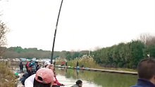 【娜小娜】04哈哈哈 钓鱼好嗨哦！淀山湖挑战成功