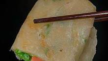 这个#老上海葱油饼  怎么吃都不腻，关键只要两面煎熟就能吃，酥脆可口，全家都喜欢。#早餐饼 