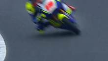 moto2 18号车手雨天侧滑摔车 导致手腕受伤…#motogp #佛山摩友堂 #机车小彬 