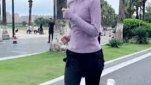 不论什么事，跑步运动只要坚持做了就一定会有收获#运动健身#健身穿搭#运动穿搭#瑜伽服    