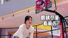 好好练基础 决胜新赛季 打篮球的女生