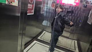 【童锦程】竟在电梯里干这种事？