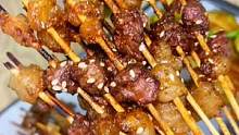 兴义这家烤串太好吃了！还买一送一#兴义美食 #同城美食 #这样的坚守很中国 #撸串儿约起来