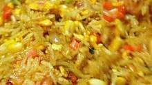 炒饭这样做，米饭都能多吃几碗#咖喱炒饭 #咖喱粉 #在家做美食  