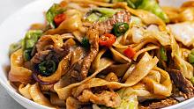 简单美味的猪肉白菜炒面，自己做的才健康