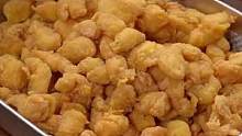 孩子在家想吃鸡米花，我教你在家就能做，比买的还好吃，干净又卫生#炸鸡米花 #在家做美食 #外酥里嫩 