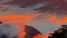 2022.11.16日，黄山出现云海日出！日出概率一年约80次，云海概率一年约50次，云海日出概率今