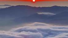 2022.11.21日，东方朝霞起，云海初日升。一起来感受用镜头记录下的这一份美好时刻！祝大家日子红