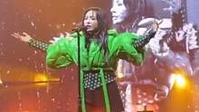 #詹雯婷一人完成巡演 一个人靠着简单的伴奏撑下了2小时的演出，给姐姐点赞