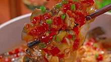 天冷了，在家里炖一锅剁椒鱼头原来这么简单，酸爽过瘾满满的幸福感～#剁椒鱼头