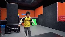 咱门国内的孩子跑酷差吗？uzjefd9v