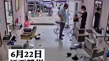 理发店男子带亲戚孩子学徒，骂一句后小伙摔门而出！