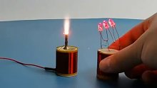 用电生火同时无线点灯，风吹不灭可以无氧燃烧
