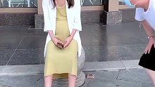 男：要不你再等会？晚上再来接你！？