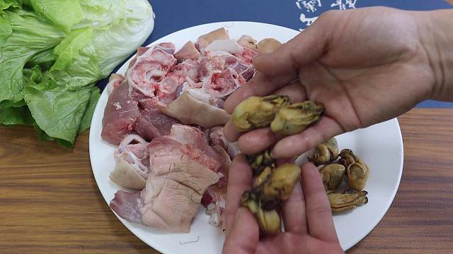 大年三十吃年夜饭，加一道广东传统名菜，好吃好看寓意好，太香了