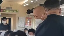 列车长调解矛盾笑哭网友，“给我都整不会了”