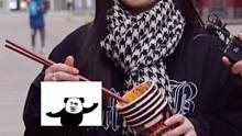 湖南小姐姐三口一桶#鬼椒面，工作人员泡面速度赶不上小姐姐吃的速度，惊呆众人#吃辣挑战 #街拍#一定要